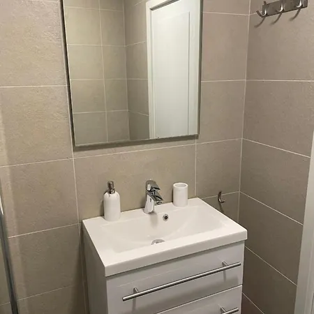 Central Studio Apartment